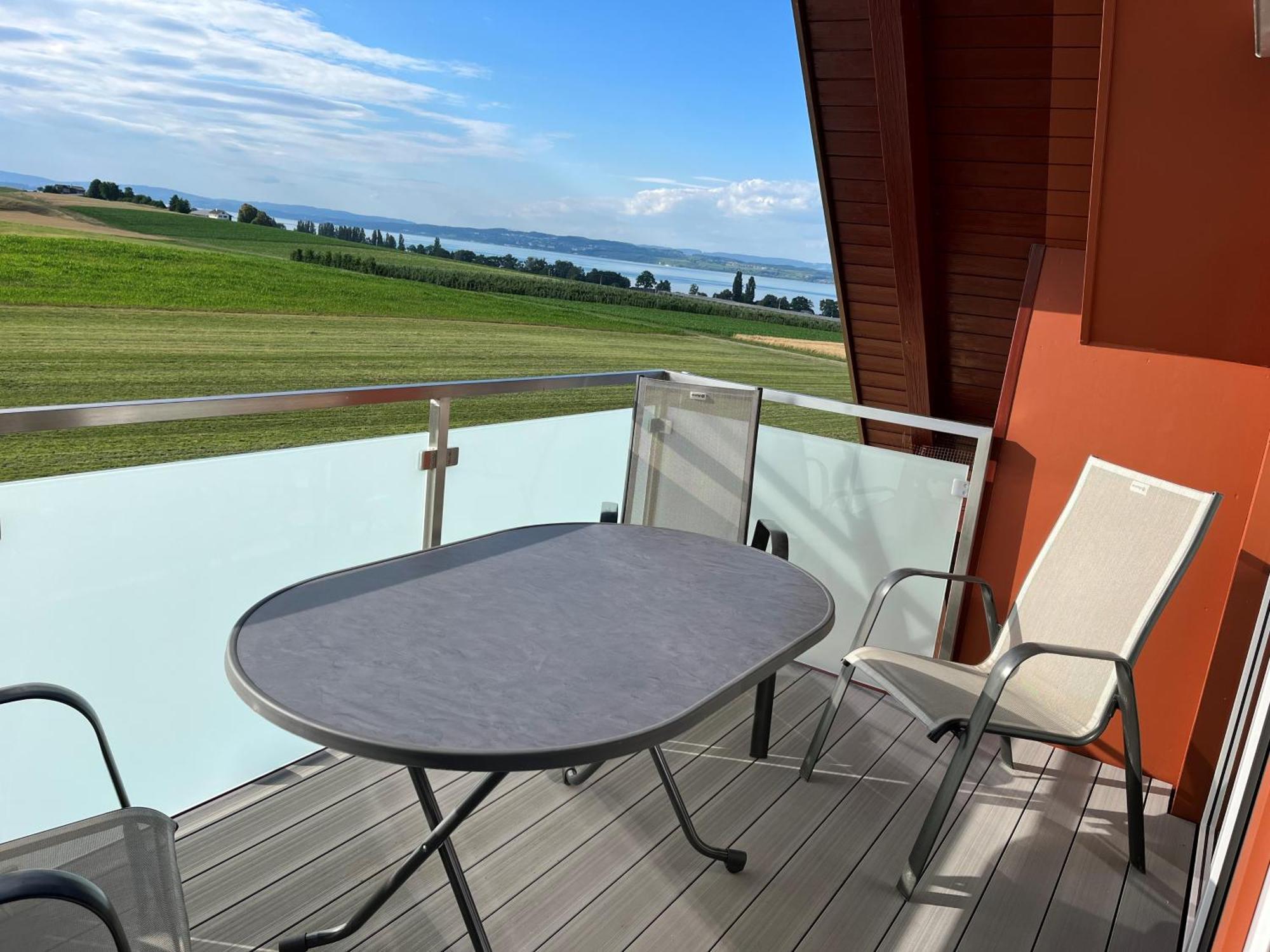 Seemoewe Swiss Quality Hotel Güttingen Dış mekan fotoğraf